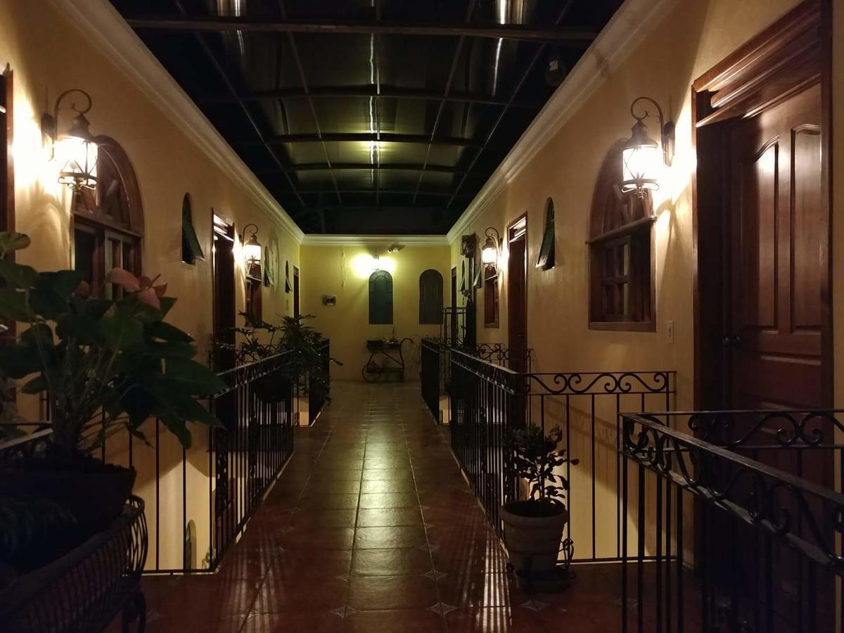 Hotel Posada Santa Fe Окотлан Экстерьер фото